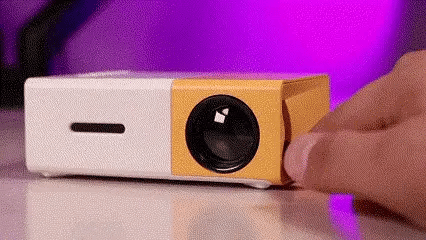 Meer Mini Projector YG-300 demonstration