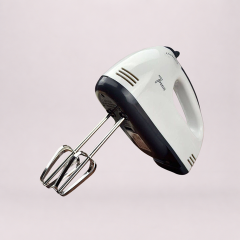 Super Hand Mixer in use